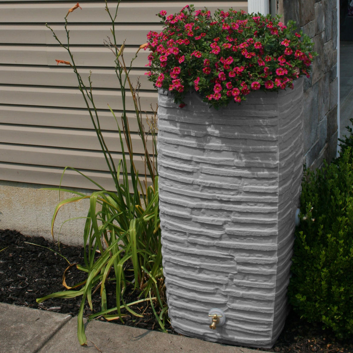 Rain Water Collection Barrel 4 Pack M171